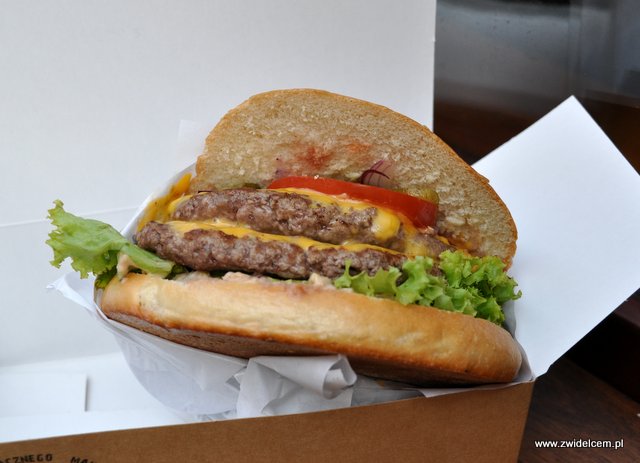 Kraków - Beef Burger Bar - Podwójna klasyka z bliska