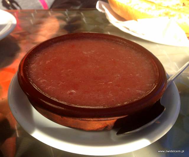 Hiszpania - Malaga - Cafe Bar Benidorm - pomidor - tomate