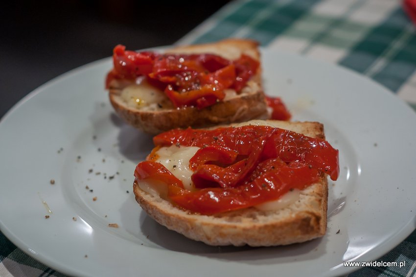 Kraków - Al Vecchio Forno - bruschetta z papryką