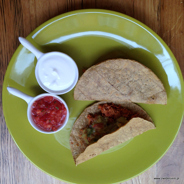 Kraków - Chorizo - taco a la tinga z sosami