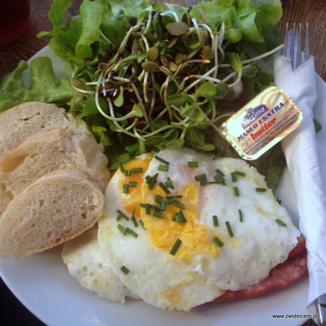 Kraków - Wesoła Cafe - Jaja na frankfurterkach