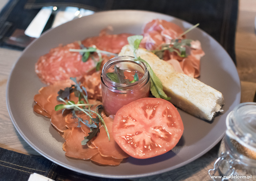 Kraków - Bistro Bene - Hola Amigos - hiszpańskie wędliny