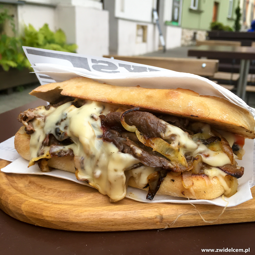 Kraków-Miejscówka - Cheese Steak